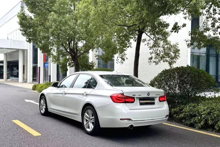 宝马3系 2016款 320Li 时尚型车身外观6004