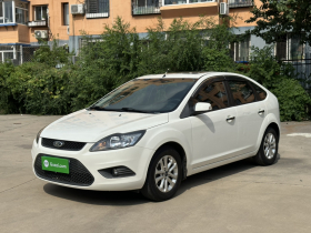 福特 福克斯 2013款 两厢经典 1.8L 手动百万纪念版