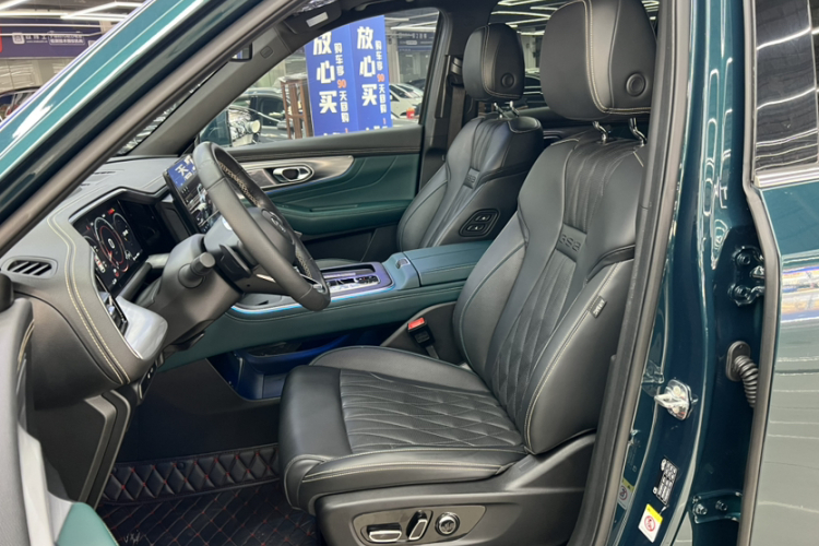 广汽传祺 传祺GS8 2022款 领航系列 2.0TGDI 两驱尊贵版（七座）局部细节19