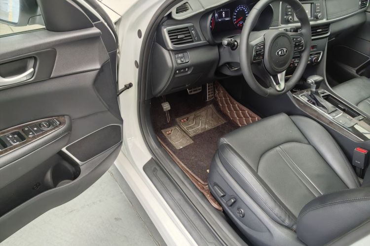 起亚K5 2016款 2.0L 自动LUX车身外观6009