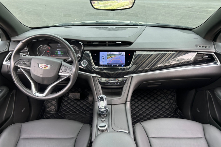 凯迪拉克XT6 2022款 2.0T 六座四驱豪华120周年限量版中控内饰7009