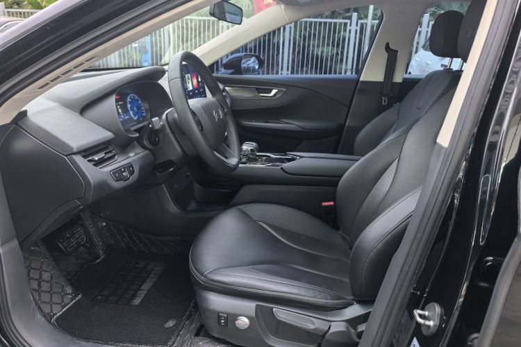 红旗E-QM5 2023款 改款 基础出行版局部细节19