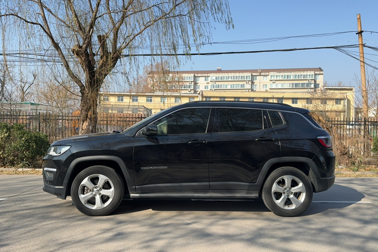 Jeep 指南者 2017款 200T 自动家享版车身外观6007