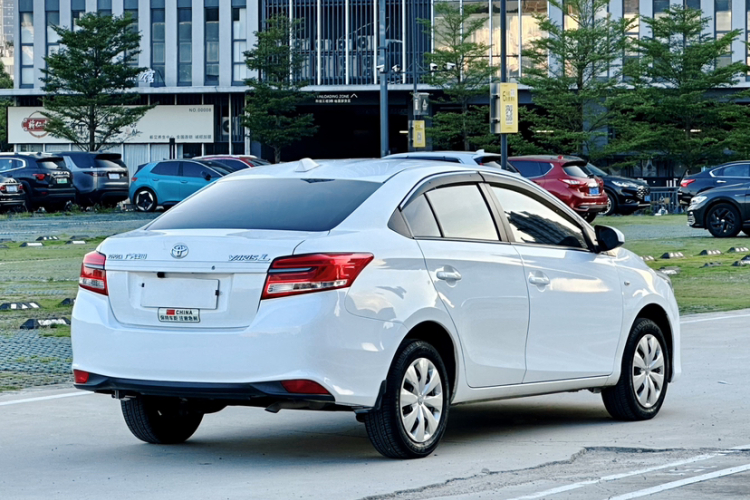 丰田 YARiS L 致享 2019款 1.5E CVT魅动版 国VI车身外观6003