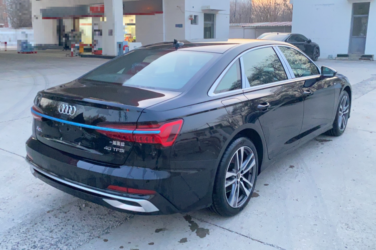 奥迪A6L 2025款 改款 40 TFSI 豪华动感型车身外观6003