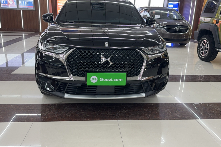 DS 7 2018款 35THP 巴士底广场版车身外观6001