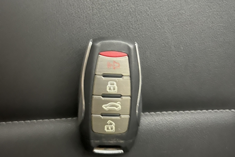 哈弗H6 2022款 第三代 1.5T 自动两驱Pro中控内饰7009