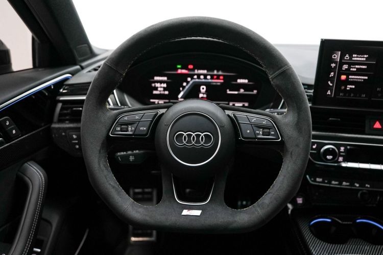 奥迪S4 2024款 S4 Avant 3.0TFSI中控内饰7003