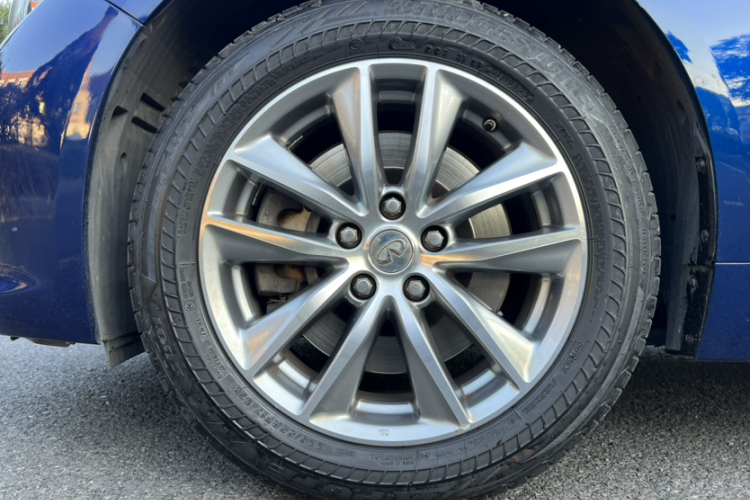 英菲尼迪Q50L 2016款 2.0T 悦享版车身外观6007