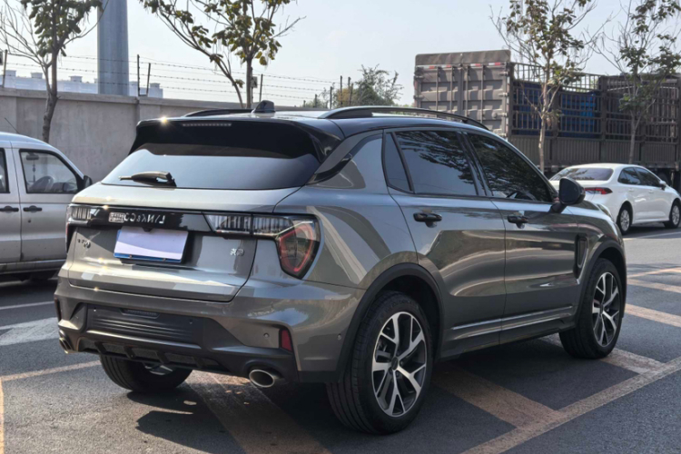 领克01 2021款 2.0TD 四驱劲Halo车身外观6012