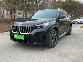 宝马X1 2023款 sDrive25Li M运动套装