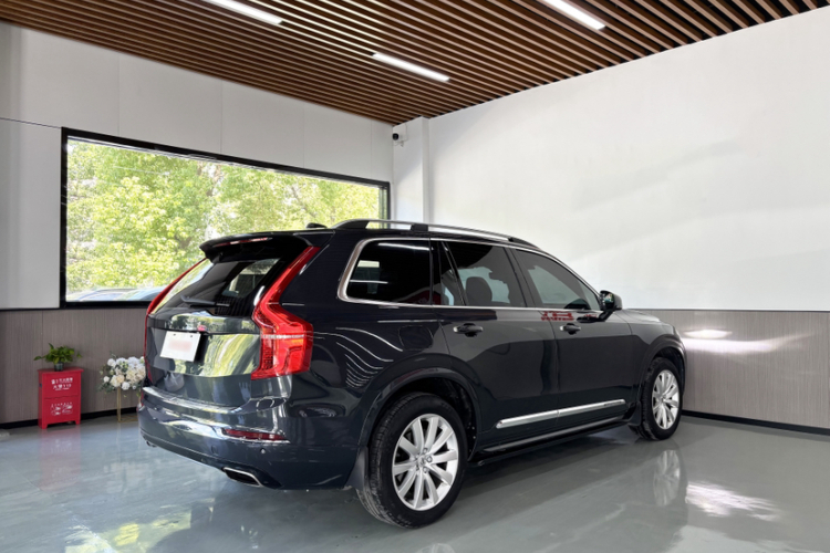 沃尔沃XC90 2018款 T5 智逸版 5座车身外观6004
