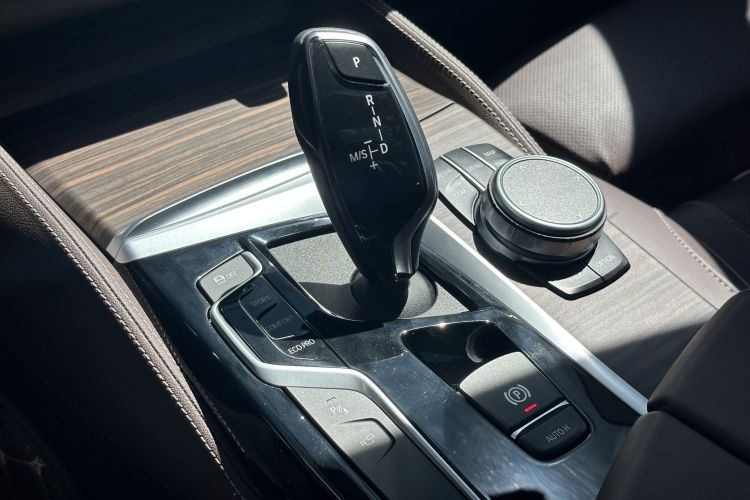 宝马5系 2020款 530Li 尊享型 豪华套装局部细节18