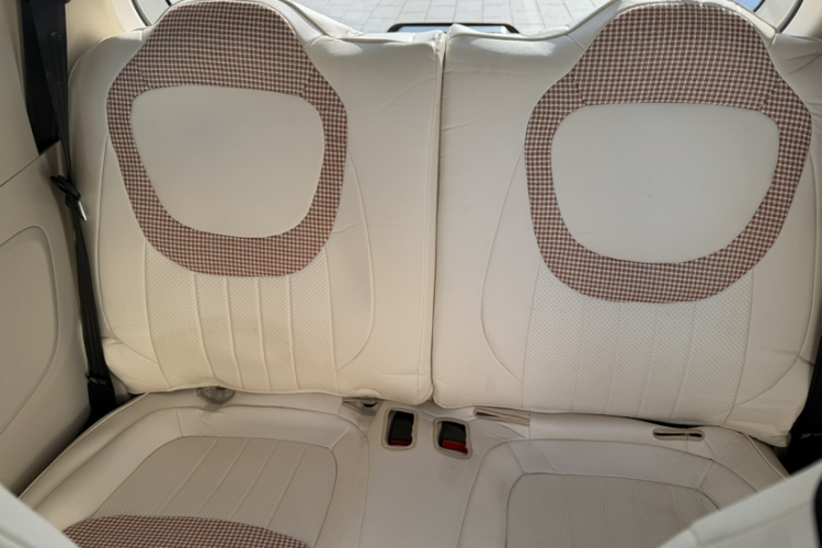 五菱汽车 宏光MINIEV 2024款 第三代 215km 青春版中控内饰7010