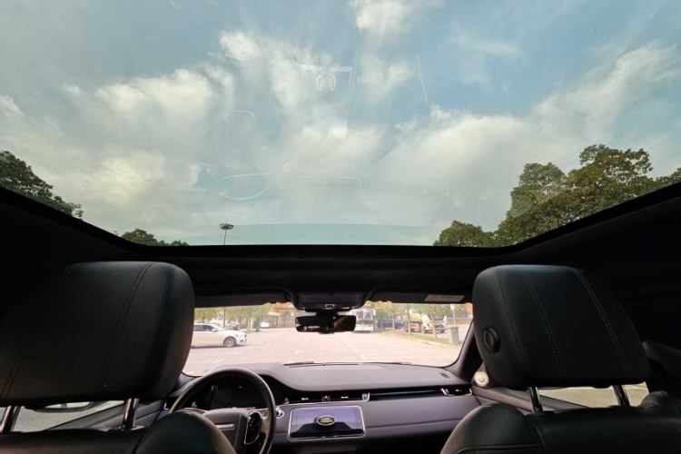 路虎 揽胜极光 2020款 249PS R-DYNAMIC SE 运动科技版中控内饰7006