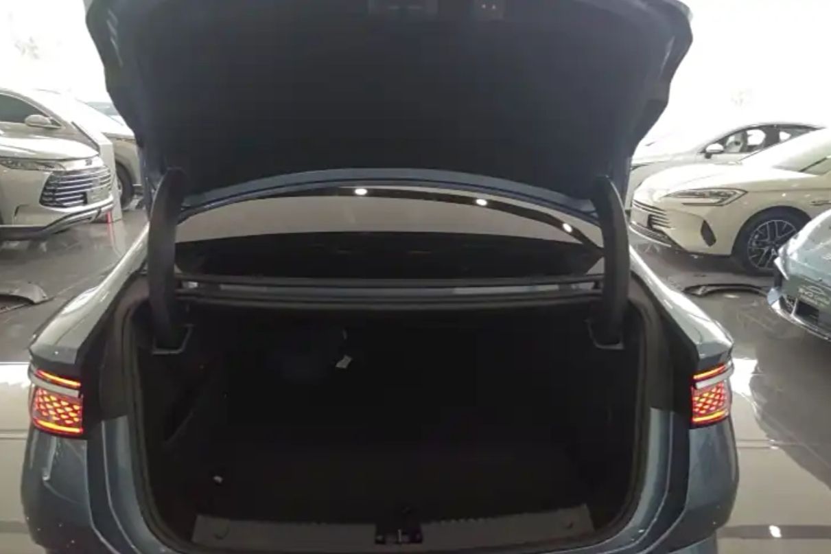 比亚迪 海豹05 DM-i 2025款 DM-i 智驾版 55KM豪华型