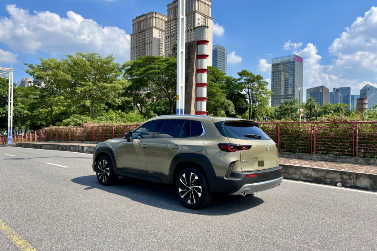 马自达CX-50行也 2023款 2.5L 尊行版车身外观6007