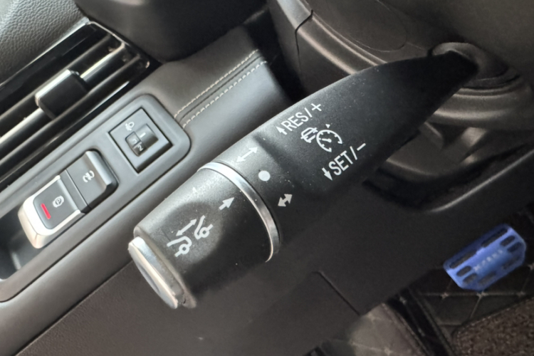 小鹏G3 2020款 520i 智享版中控内饰7006