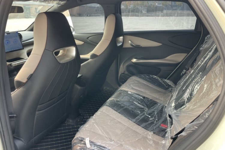 比亚迪 海豚 2025款 420km 自由版车身外观6005