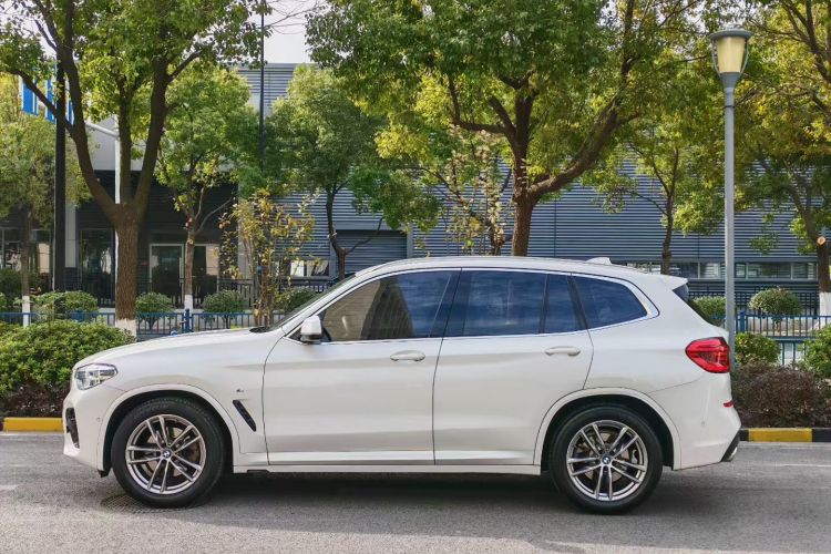 宝马X3 2020款  xDrive28i M运动套装车身外观6007