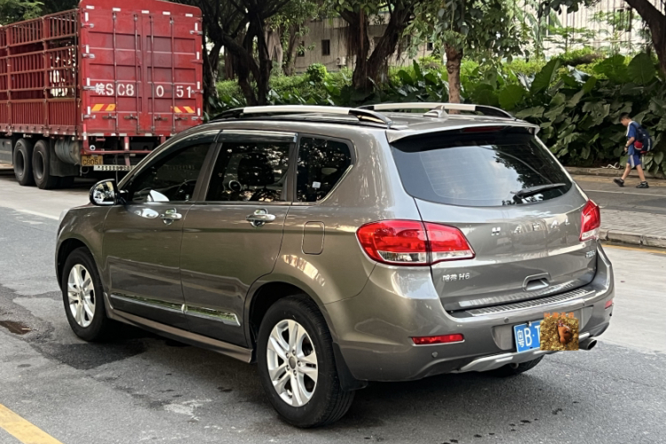 哈弗H6 2013款 升级版 2.4L 自动两驱精英型车身外观6003