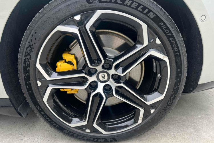 小米汽车 小米SU7 2024款 四驱超长续航高阶智驾Max版车身外观6004