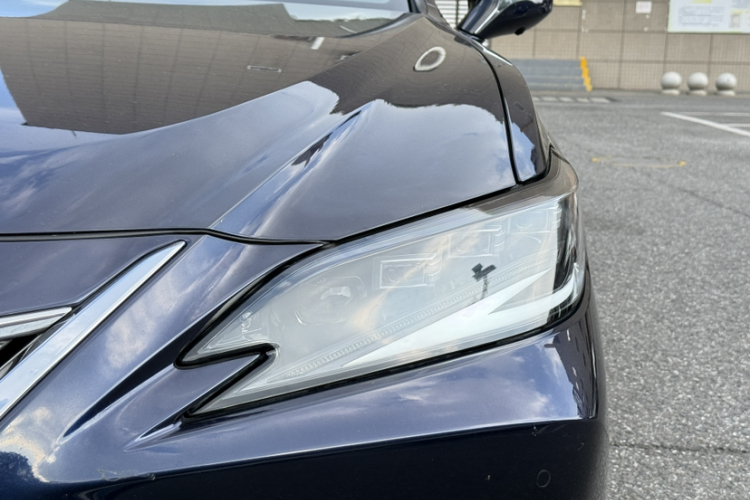 雷克萨斯ES 2020款 200 卓越版局部细节36