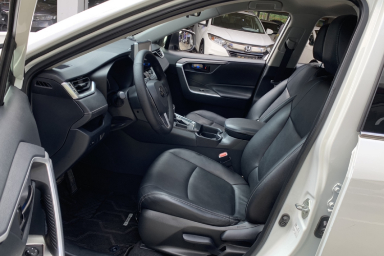 丰田 RAV4荣放 2020款 2.0L CVT两驱都市版局部细节19