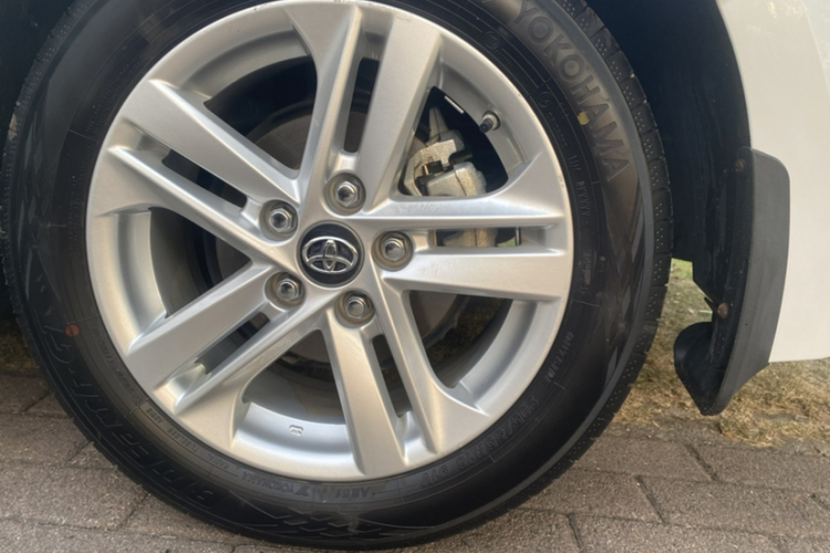 丰田 雷凌 2021款 TNGA 1.5L CVT进取版车身外观6002