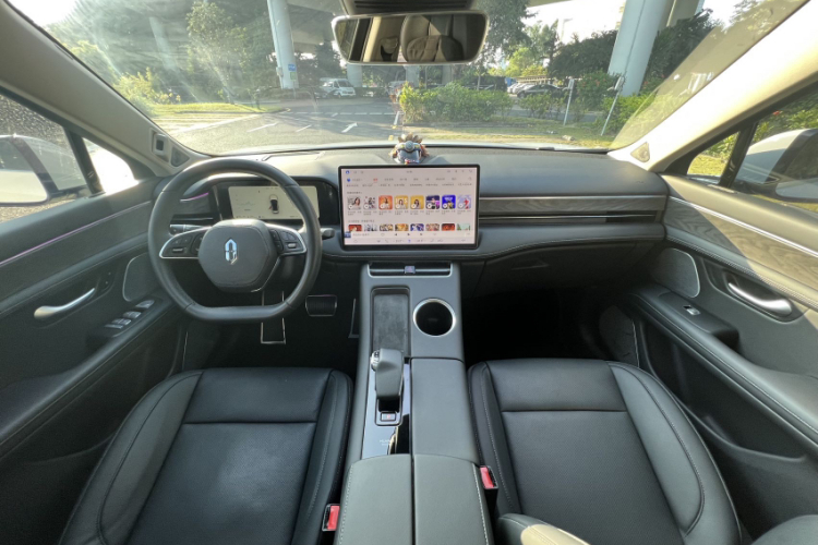 鸿蒙智行 问界M5 2022款 增程后驱标准版局部细节9009