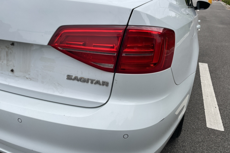 大众 速腾 2018款 1.6L 手动舒适型车身外观6007