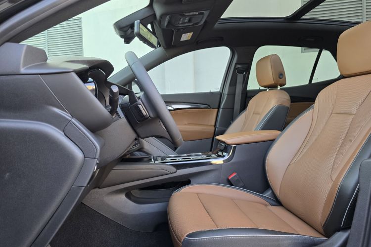 别克 2020款 昂科威S 652T 两驱限量S运动版中控内饰7004