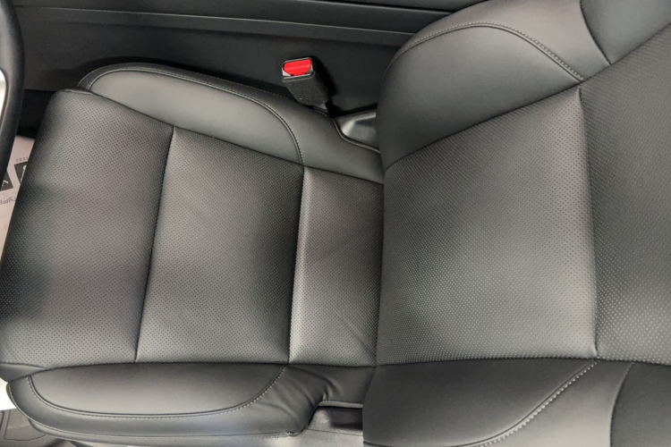 理想汽车 理想L7 2023款 Max中控内饰7005