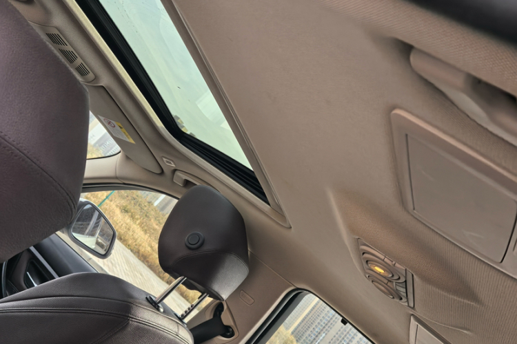 宝马3系 2019款 320Li 时尚型中控内饰7004