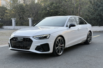 奥迪A4L 2022款 45 TFSI quattro 臻选动感型
