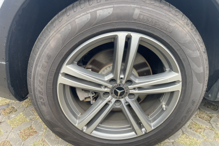 奔驰GLC 2021款 GLC 260 L 4MATIC 动感型车身外观6008