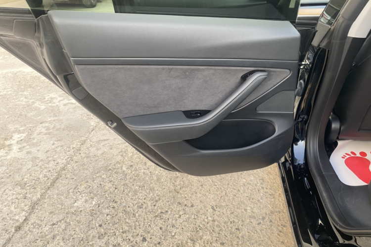 特斯拉 Model 3 2020款 标准续航后驱升级版中控内饰7008