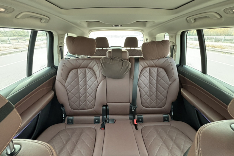 宝马X7 2023款 xDrive40i 领先型豪华套装局部细节9005