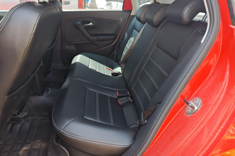 大众 Polo 2016款 1.6L 自动舒适型中控内饰7006