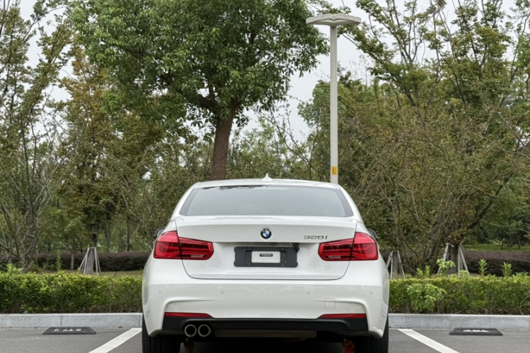 宝马3系 2018款 320i M运动套装车身外观6003