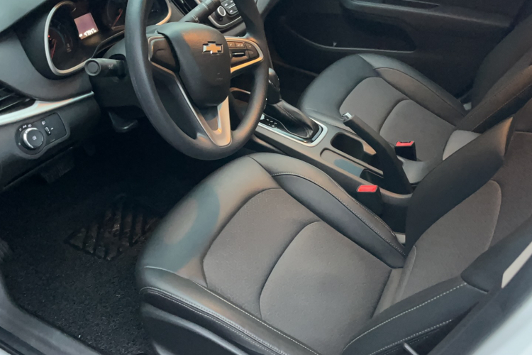 雪佛兰 科沃兹 2016款 1.5L 自动欣悦版局部细节19