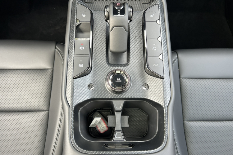 哈弗大狗 PLUS 新能源 2024款 Hi4 102km 潮电版Plus局部细节18