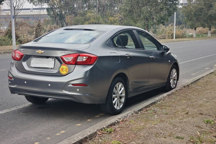 雪佛兰 科鲁兹 2017款 1.5L 自动先锋天窗版车身外观6008