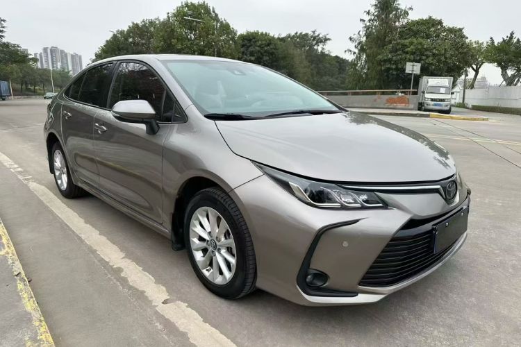 丰田 卡罗拉 2021款 1.2T S-CVT精英PLUS版车身外观6005