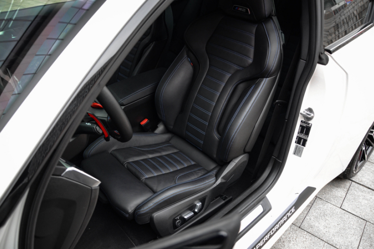 宝马M2 2023款 M2中控内饰7008