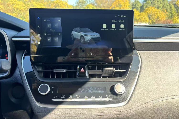 丰田 锋兰达 2024款 2.0L CVT精英plus版中控内饰7010