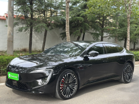 阿维塔12 2025款 Ultra增程版