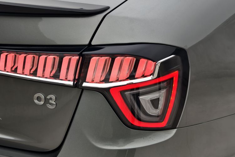 领克03 2021款 2.0TD 自动劲 冠军版局部细节9004