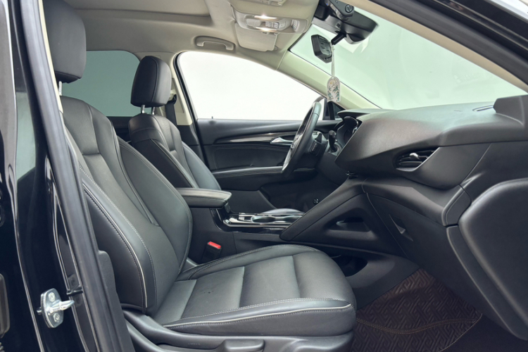 别克 2021款 昂科威Plus 652T 五座豪华型中控内饰7005