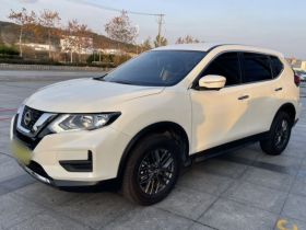 日产 奇骏 2025款 荣誉 2.0L 两驱真心版